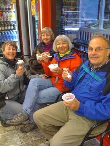 Cheryl, Sally, Deb, and Dave (photo by Cheryl Cromwell)